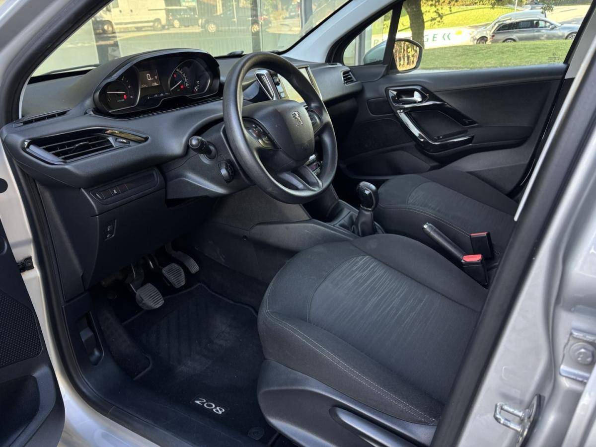 peugeot-208-2015-diesel-1560cc