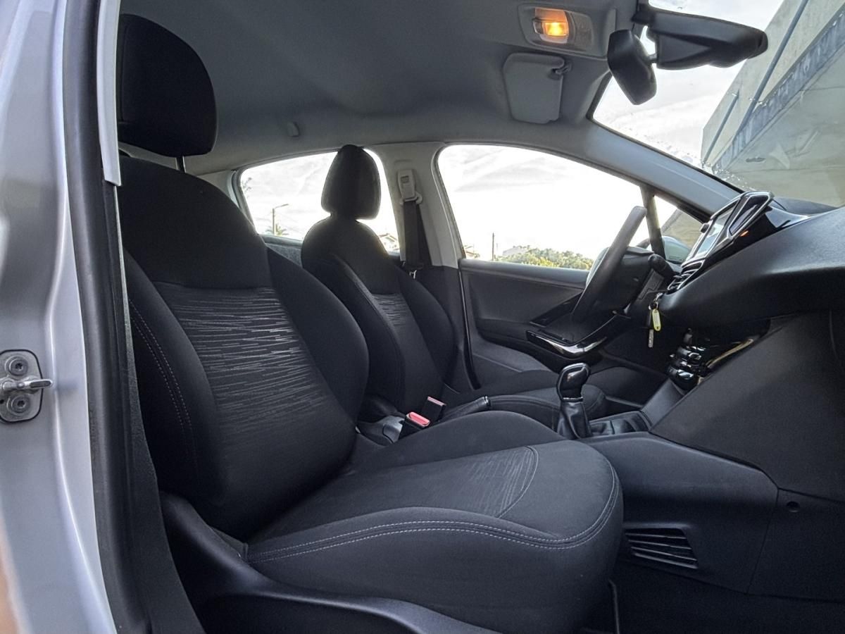 peugeot-208-2015-diesel-1560cc