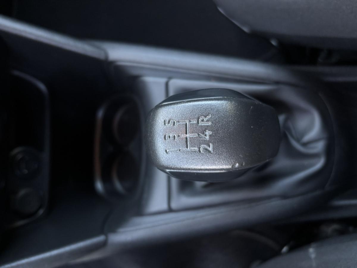 peugeot-208-2015-diesel-1560cc