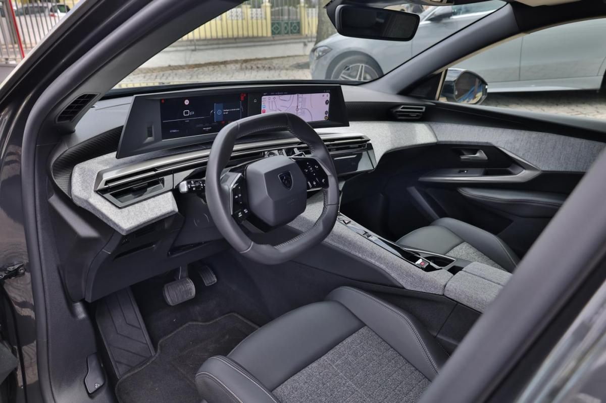 peugeot-5008-2025-gasolina-1199cc