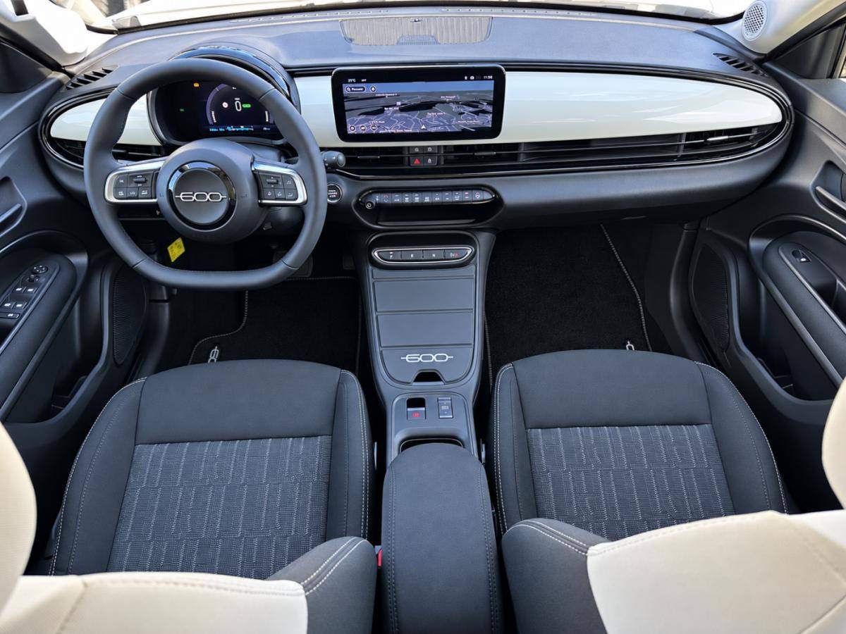 fiat-600-2026-eletrico-1199cc