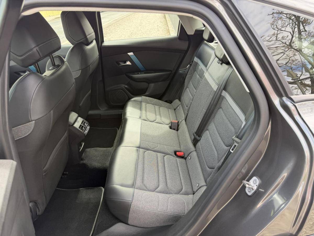 citroen-e-c4-2021-eletrico-1199cc