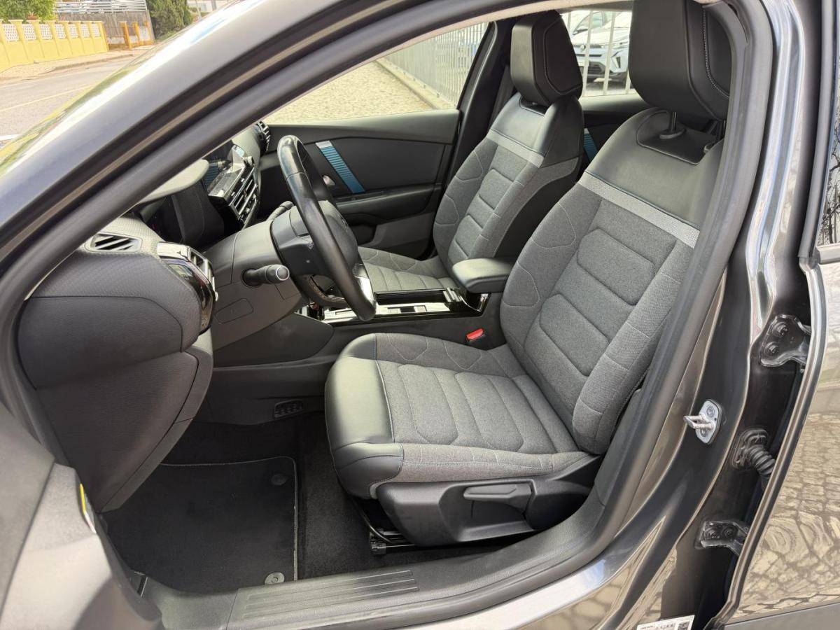 citroen-e-c4-2021-eletrico-1199cc