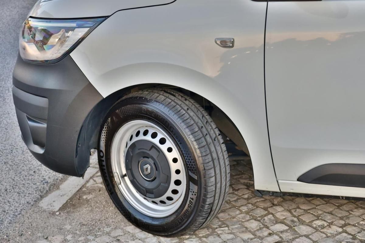 renault-kangoo-2022-diesel-1500cc