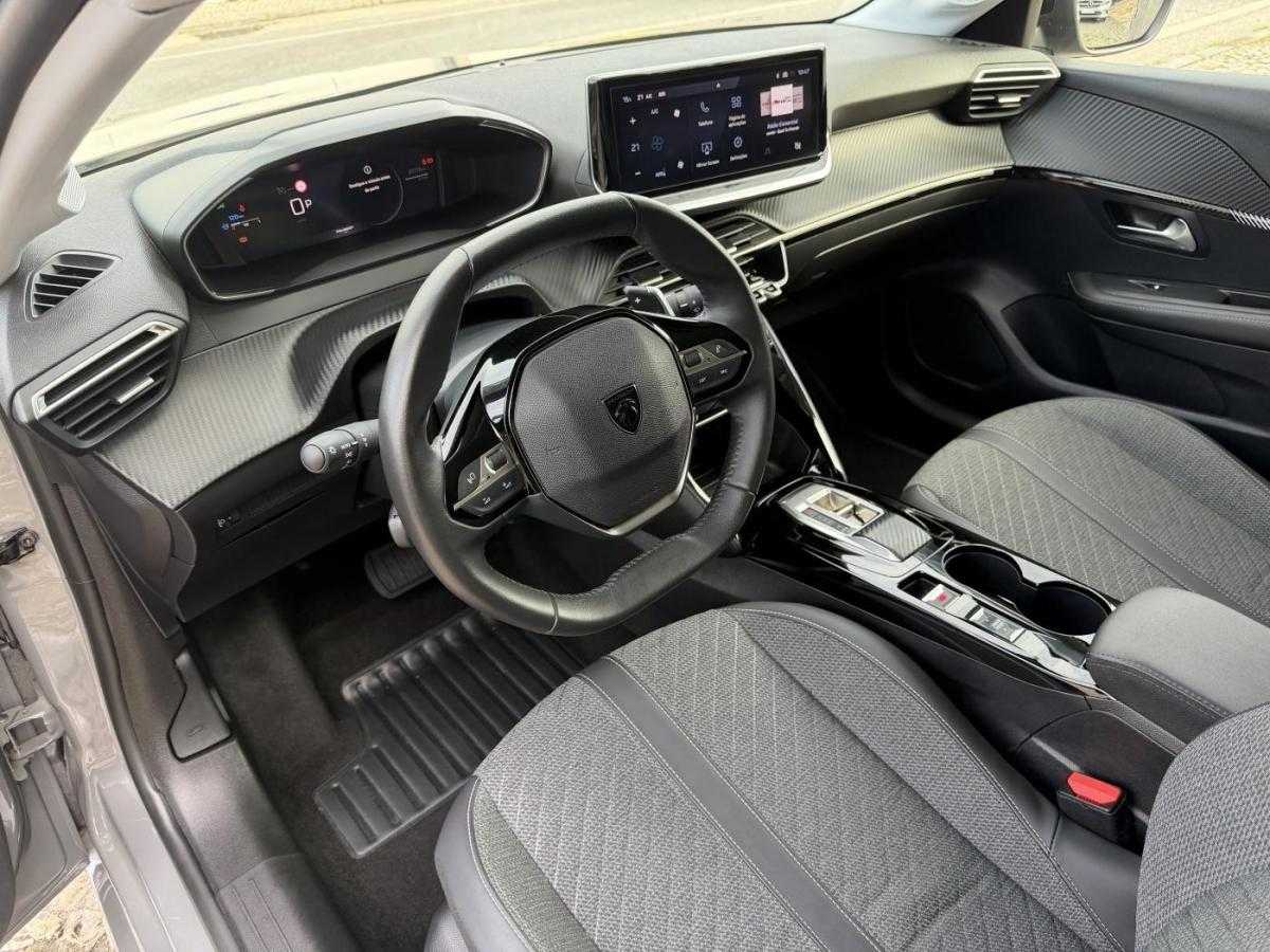 peugeot-208-2025-hibrido-a-gasolina-1199cc