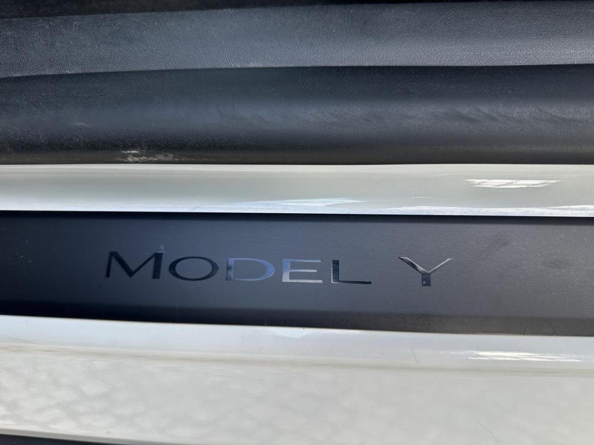 tesla-model-y-2024-eletrico-0cc
