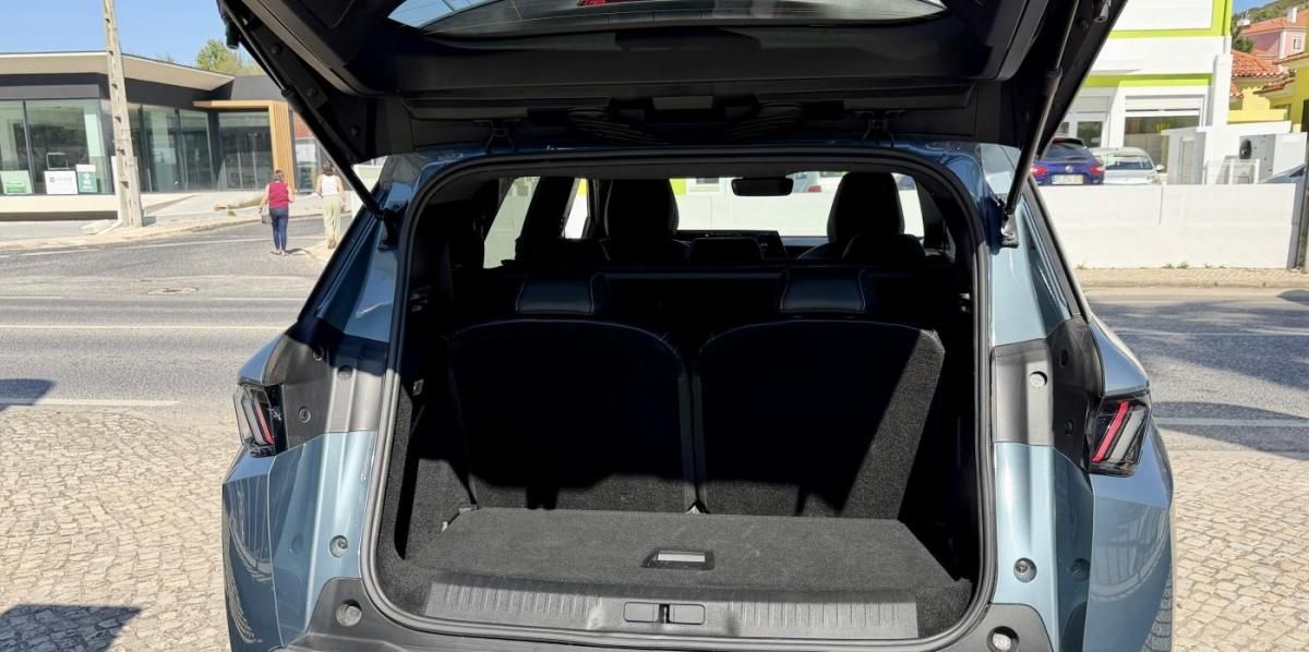 peugeot-5008-2024-gasolina-1199cc