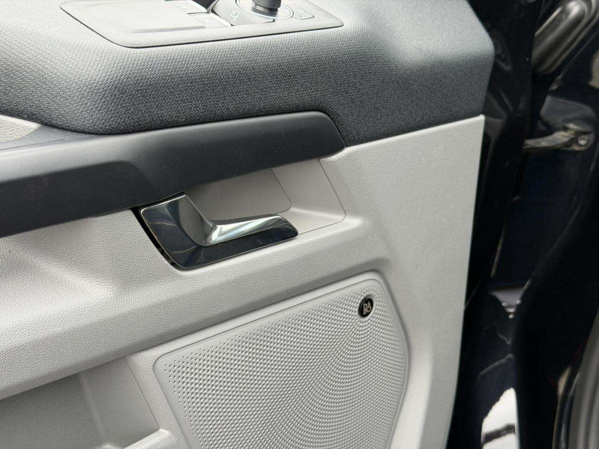 ford-tourneo-custom-2025-diesel-1996cc