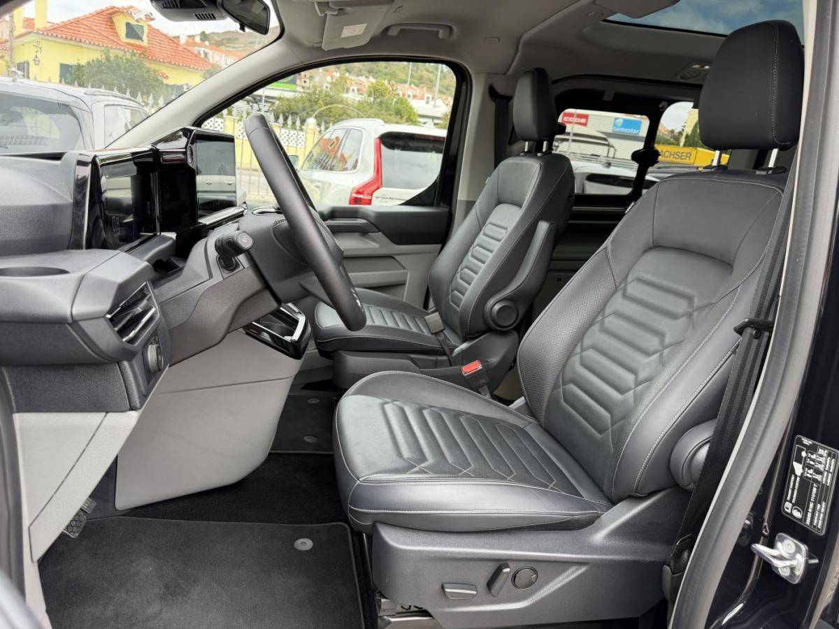 ford-tourneo-custom-2025-diesel-1996cc
