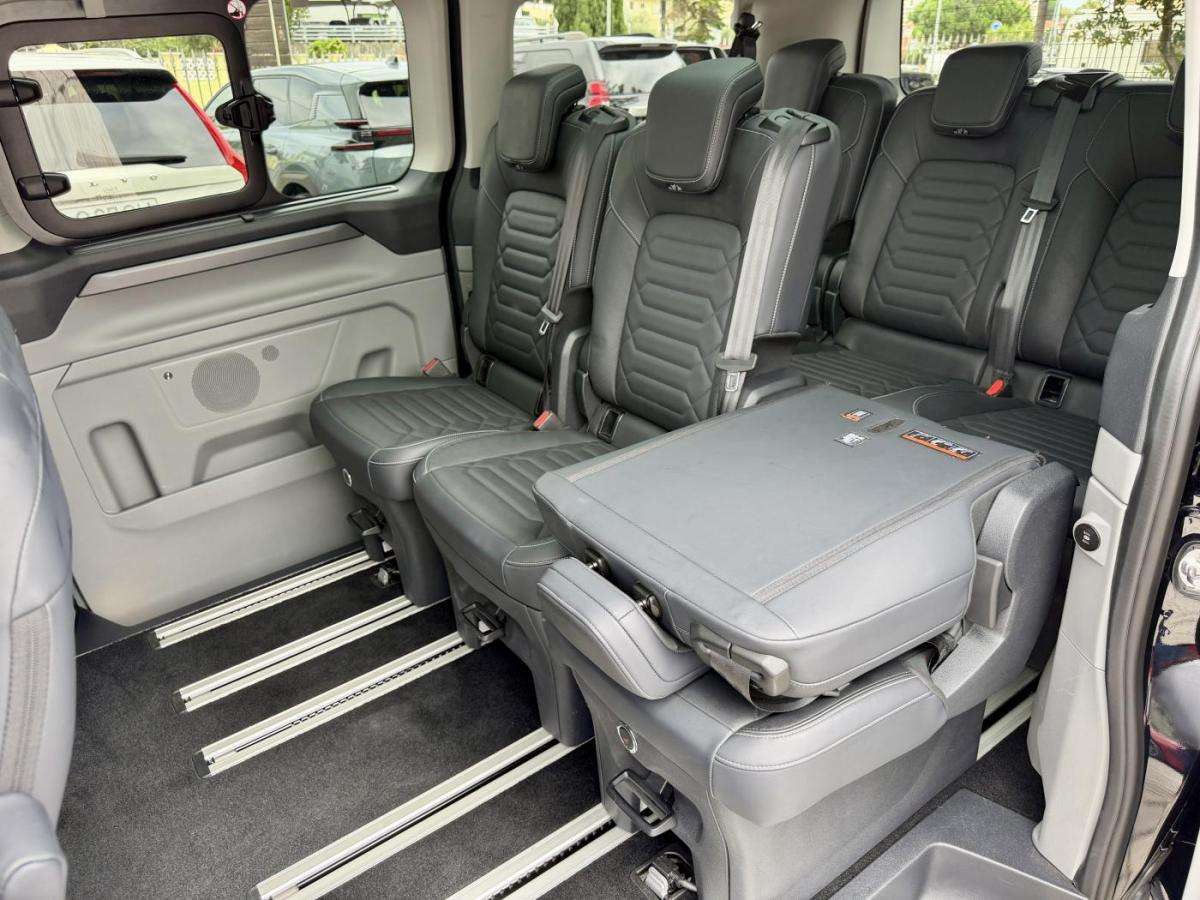 ford-tourneo-custom-2025-diesel-1996cc