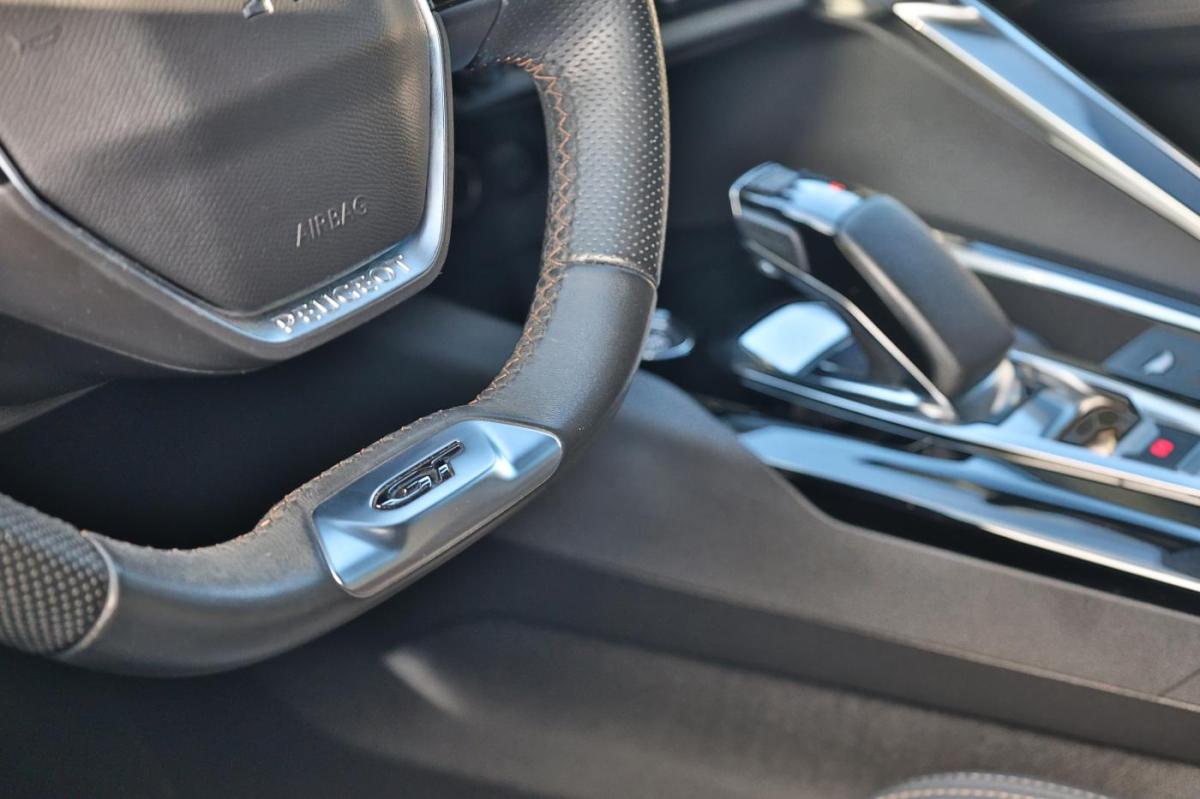 peugeot-3008-2022-hibrido-a-gasolina-1598cc