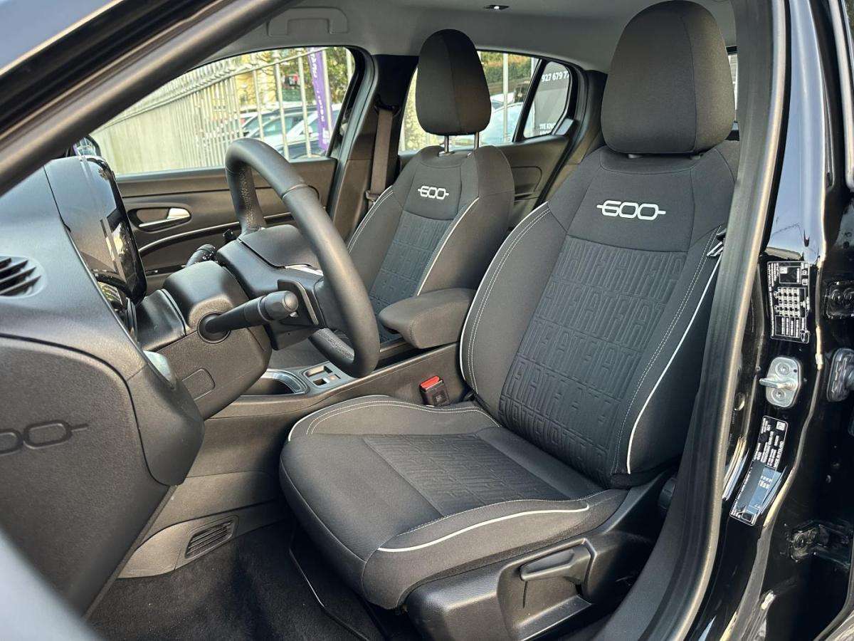 fiat-600-2026-gasolina-1199cc