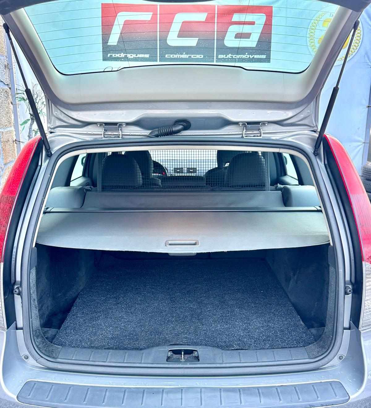 volvo-v50-2009-diesel-1560cc