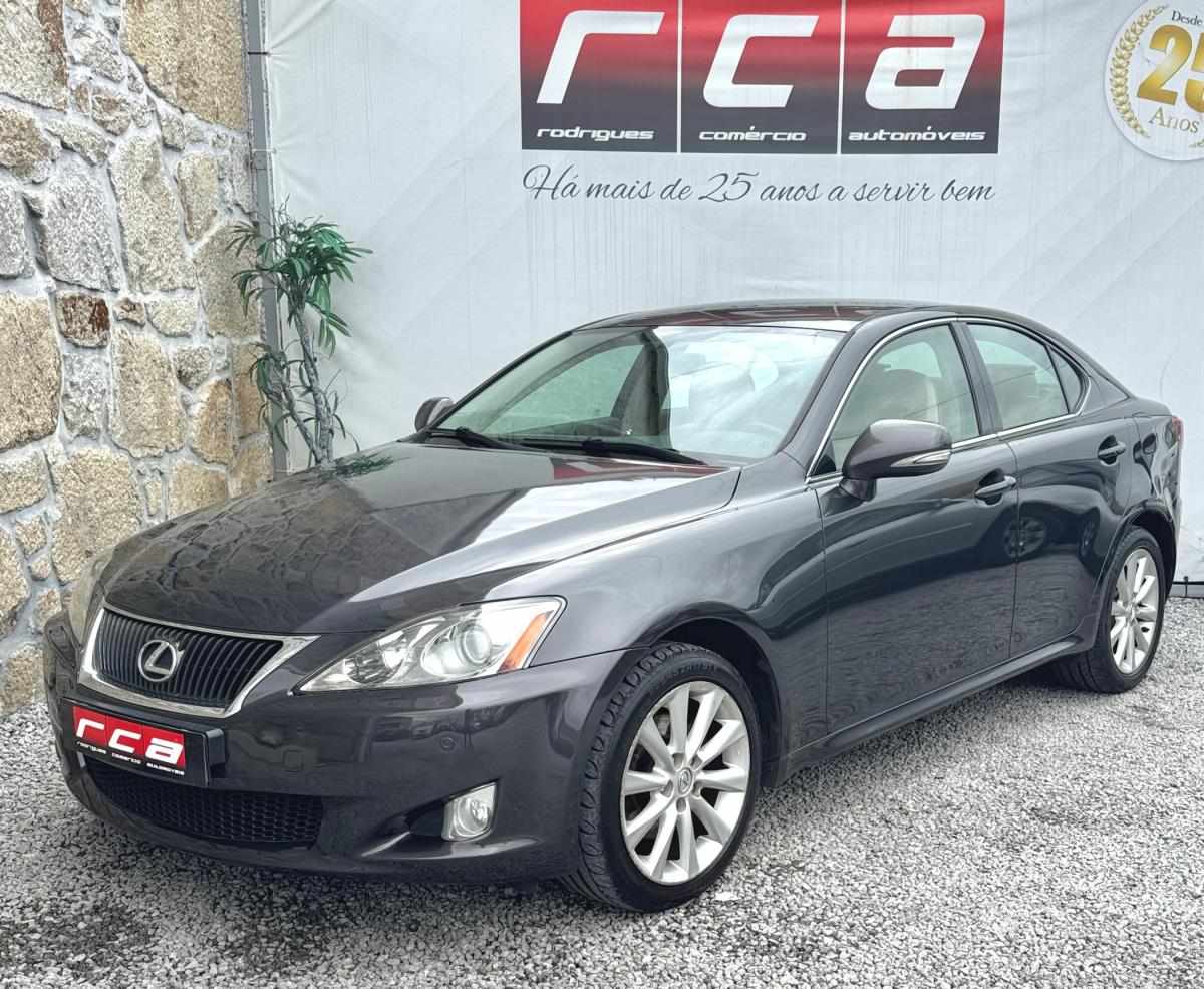lexus-is-2009-diesel-2231cc