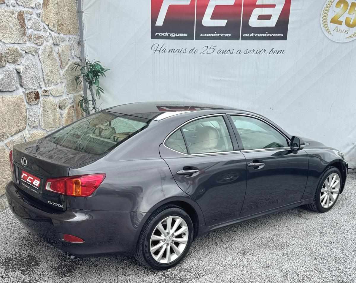 lexus-is-2009-diesel-2231cc