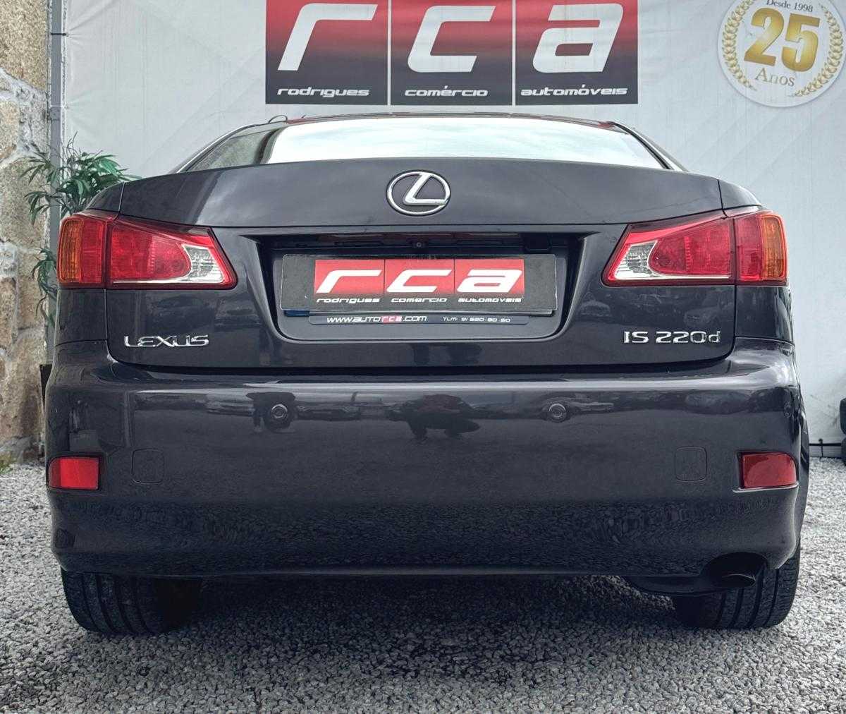 lexus-is-2009-diesel-2231cc