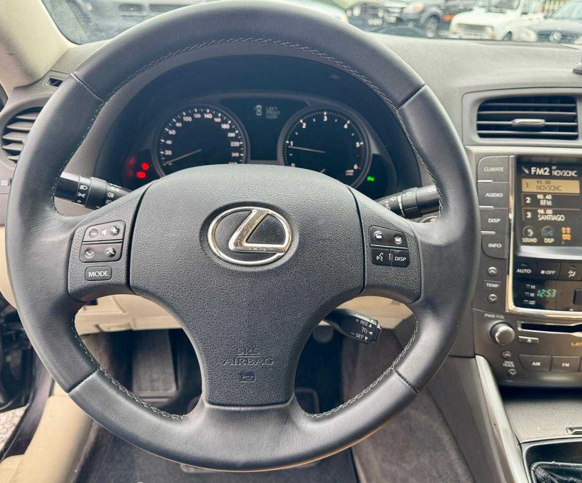 lexus-is-2009-diesel-2231cc