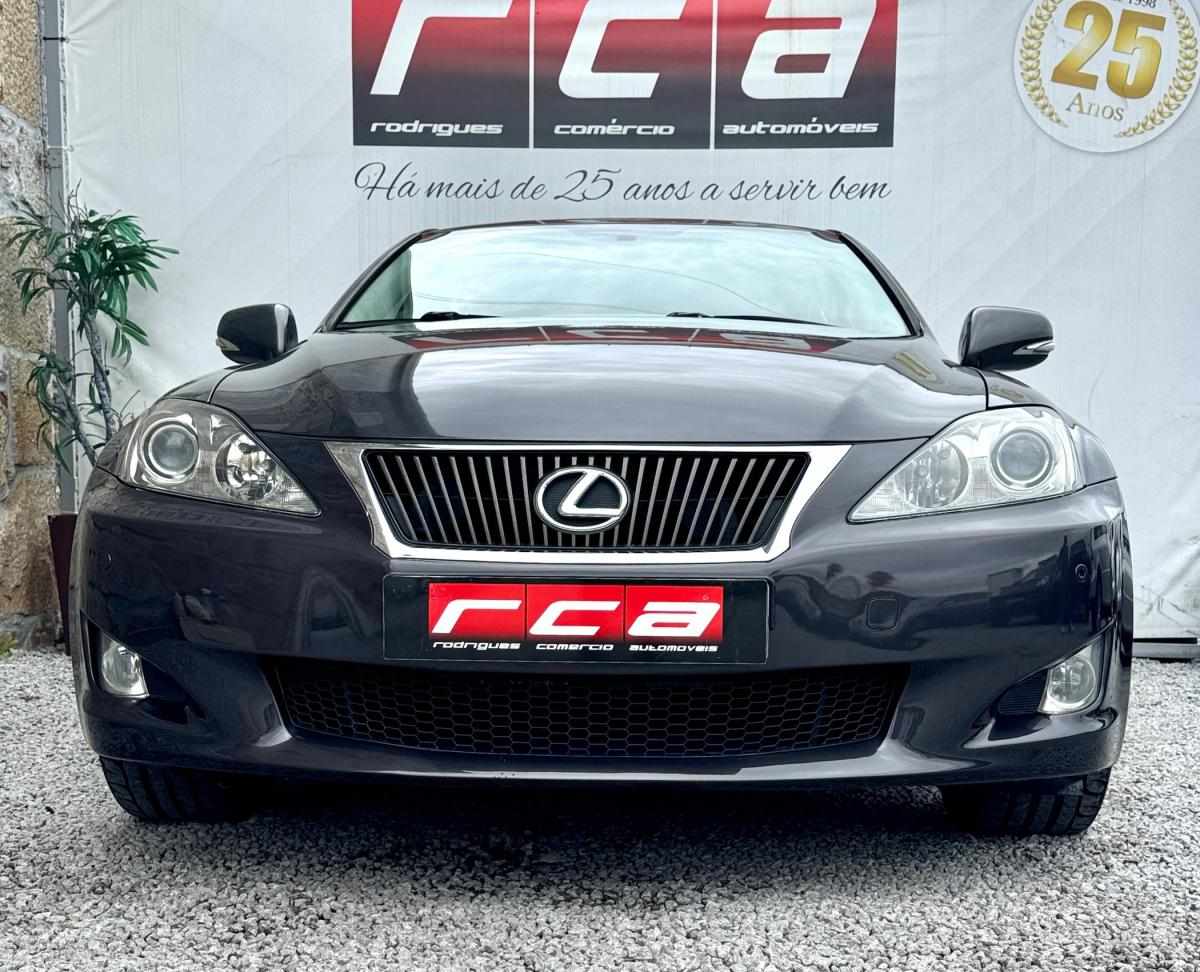 lexus-is-2009-diesel-2231cc