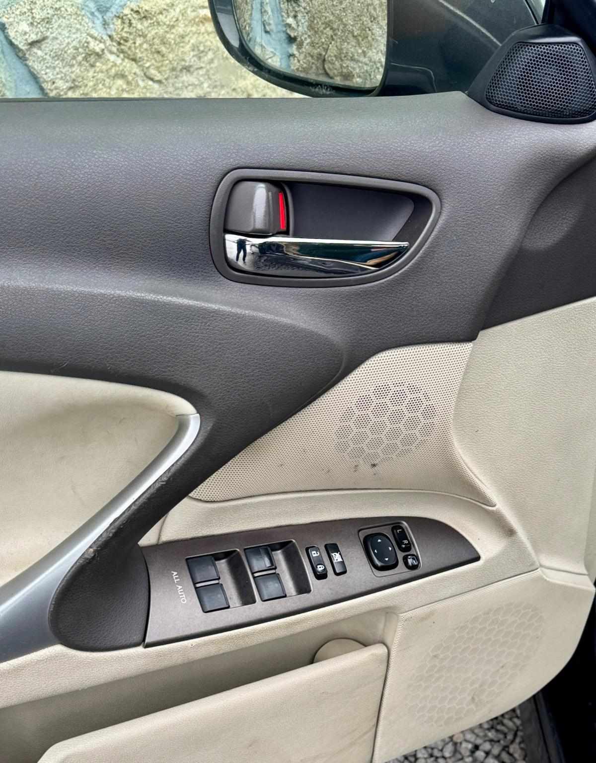 lexus-is-2009-diesel-2231cc