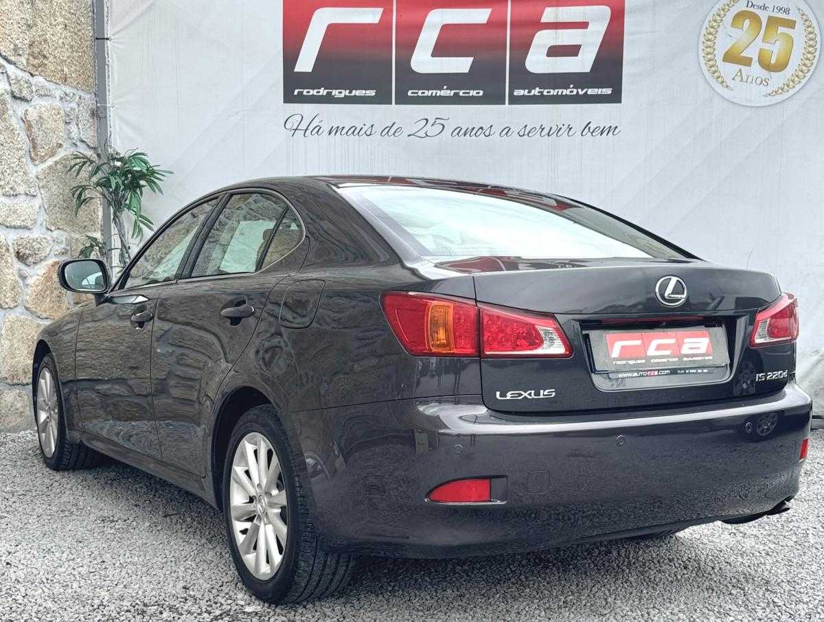 lexus-is-2009-diesel-2231cc