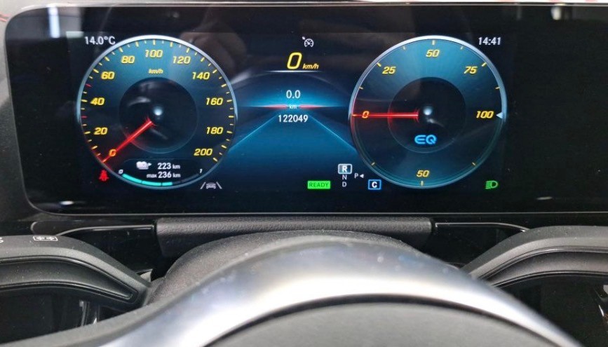 mercedes-benz-eqa-2021-eletrico-267cc