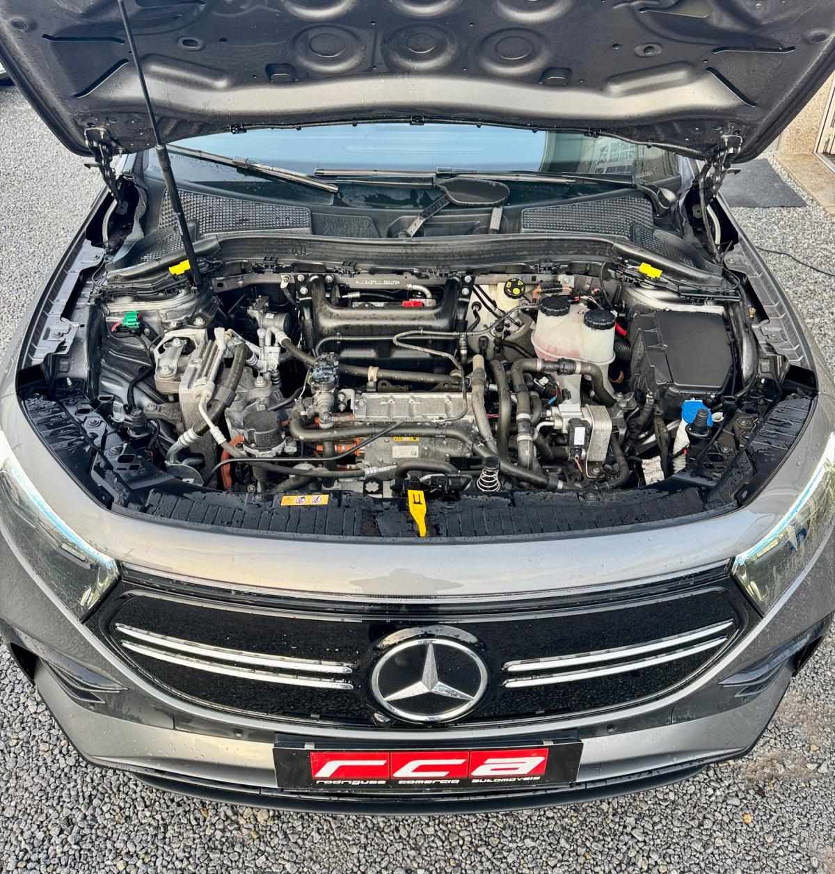 mercedes-benz-eqa-2021-eletrico-267cc