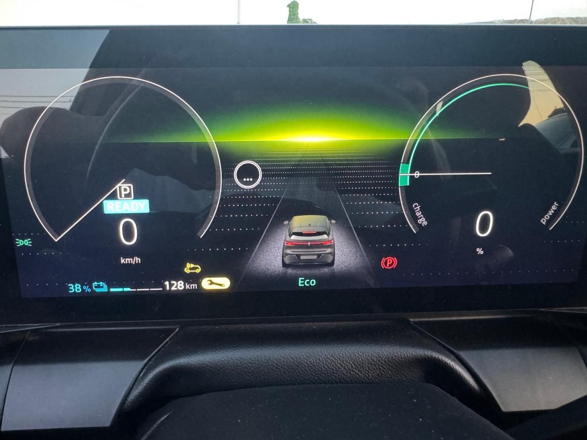 renault-megane-e-tech-2022-eletrico-0cc