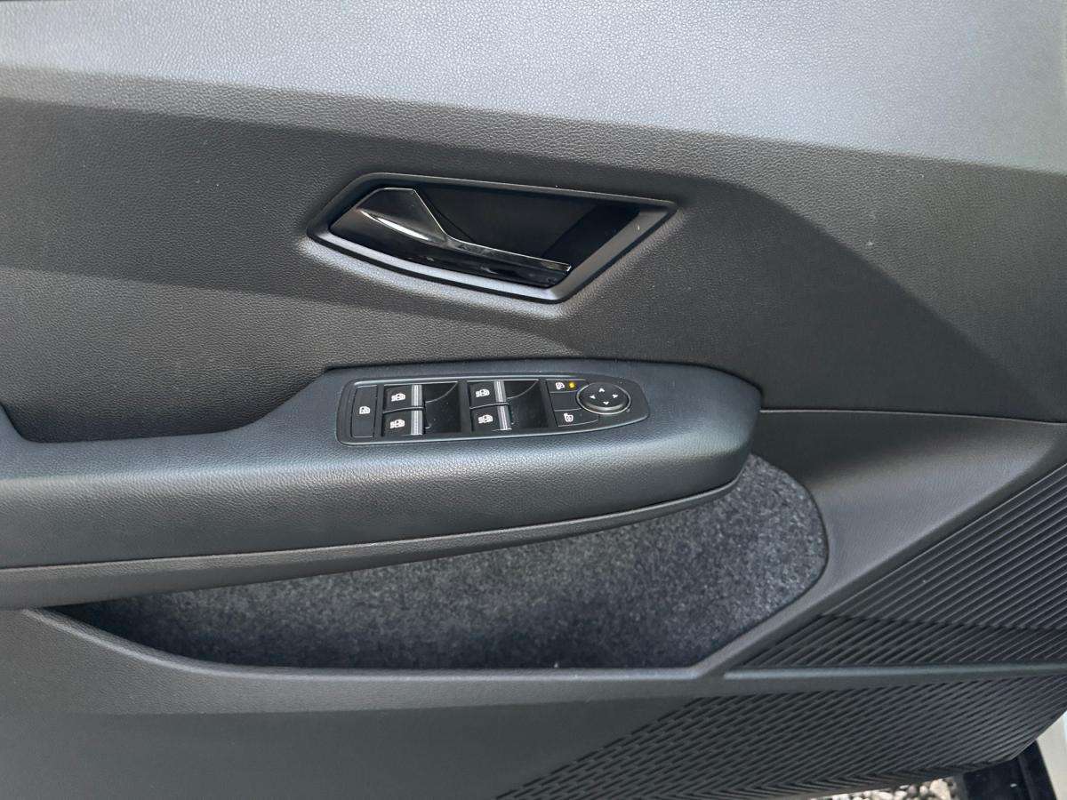 renault-megane-e-tech-2022-eletrico-0cc