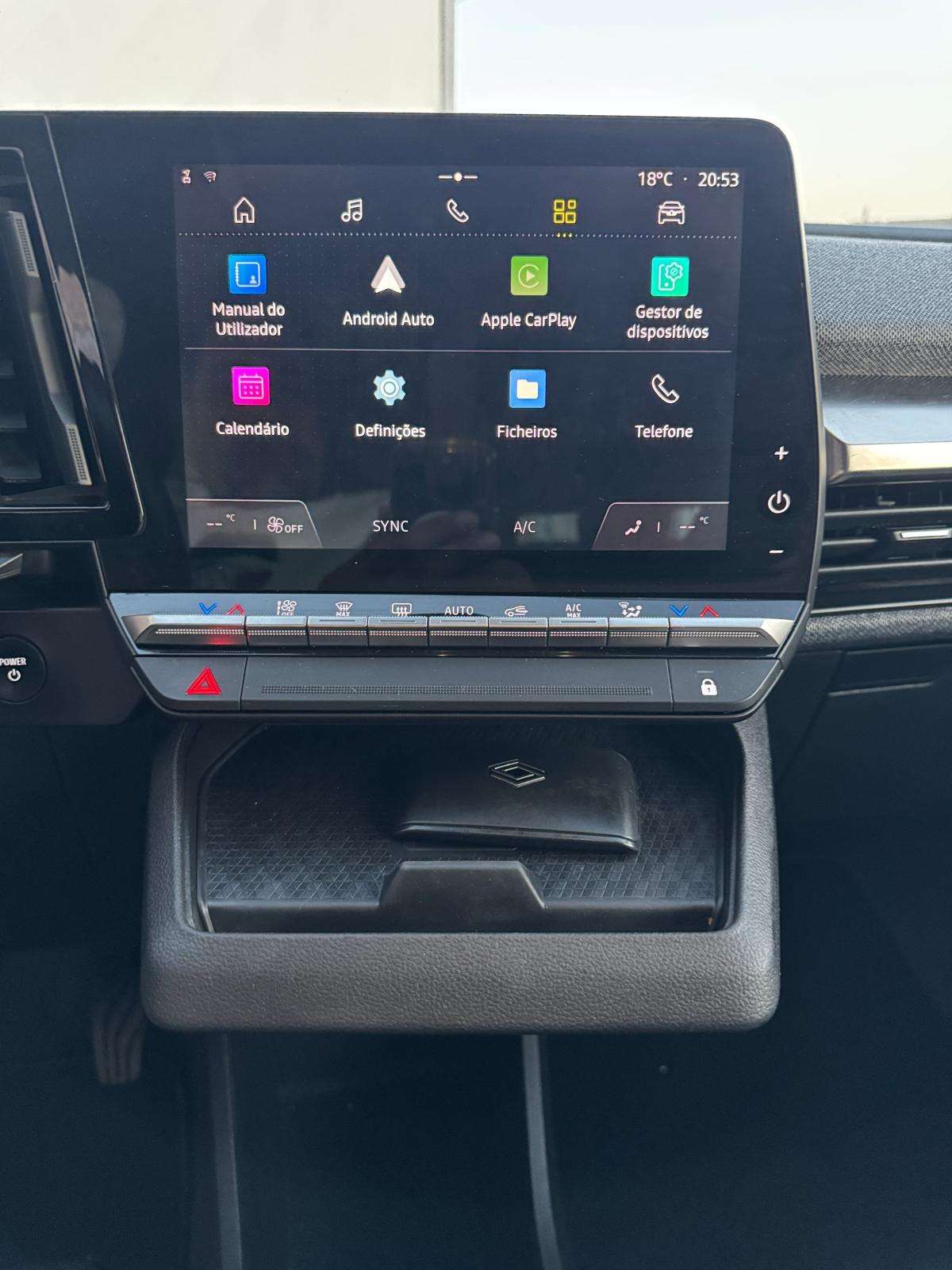 renault-megane-e-tech-2022-eletrico-0cc