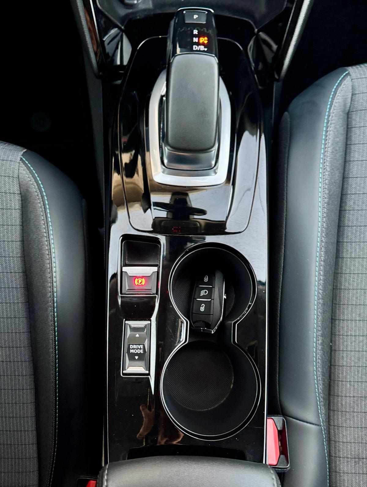 peugeot-2008-2021-eletrico-267cc