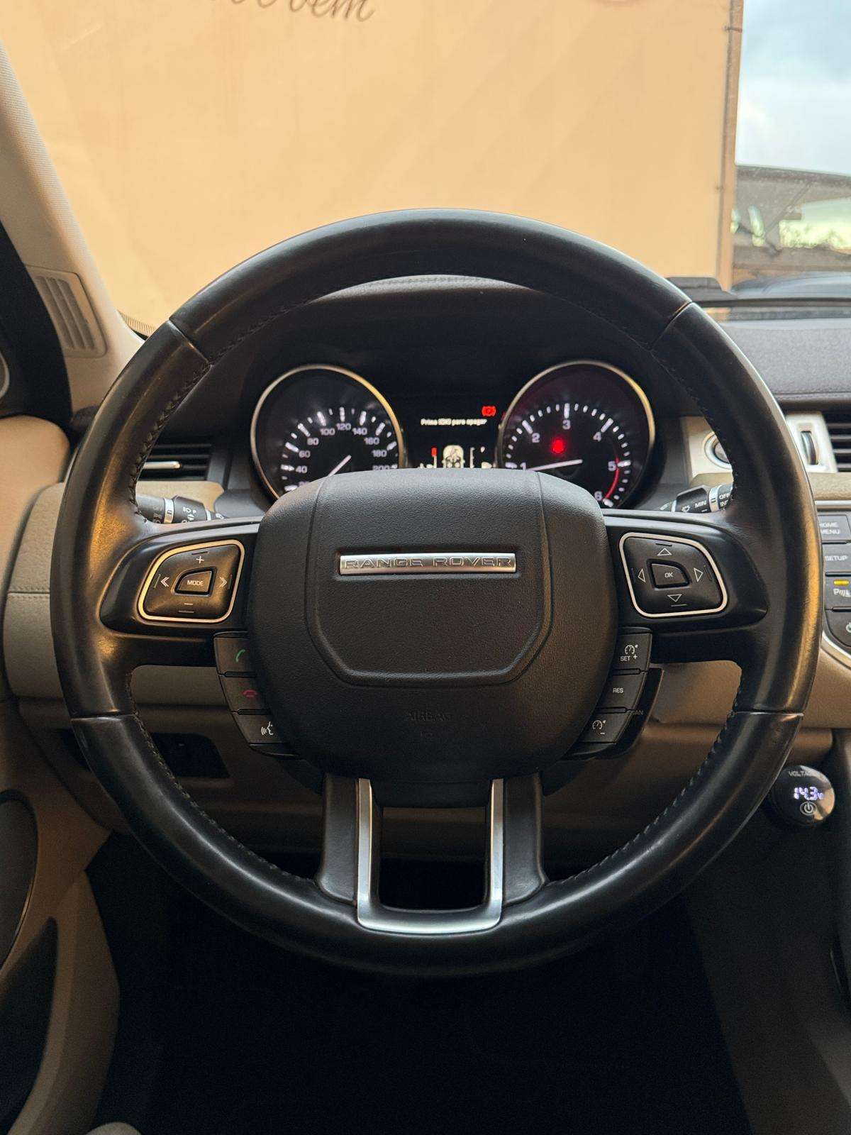 land-rover-range-rover-evoque-2015-diesel-2179cc