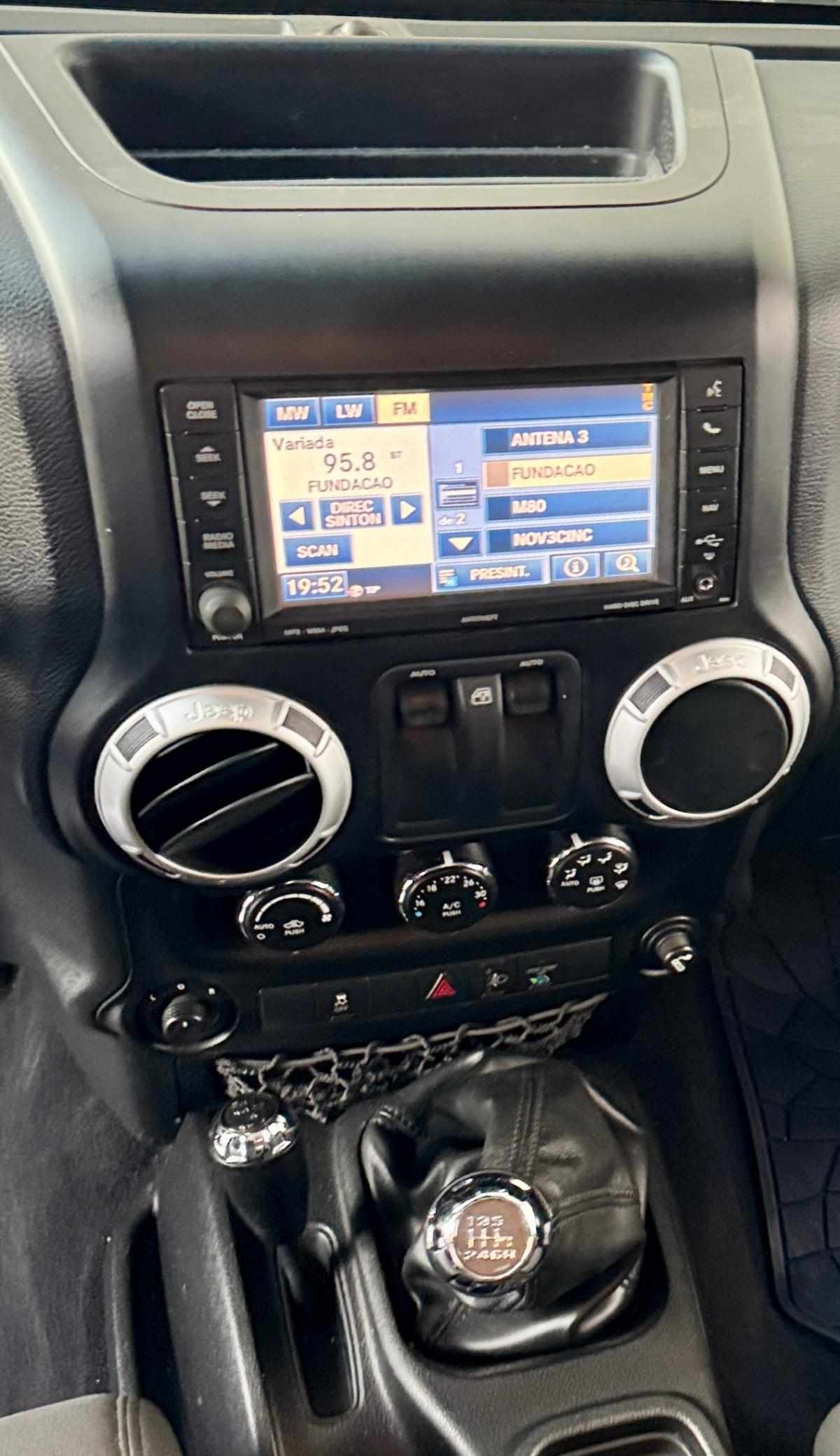 jeep-wrangler-2012-diesel-2776cc