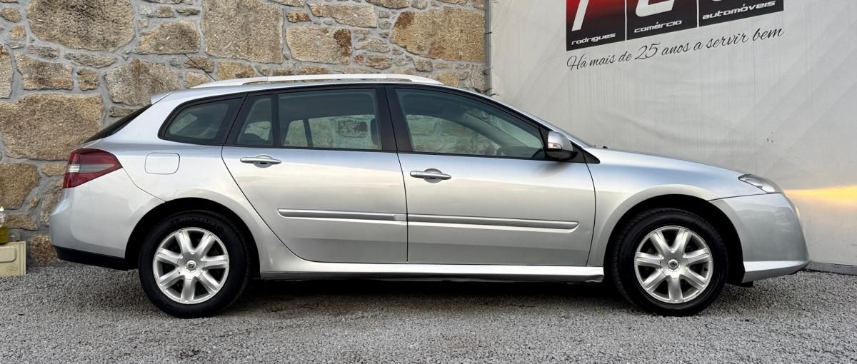 renault-laguna-break-2009-diesel-1461cc