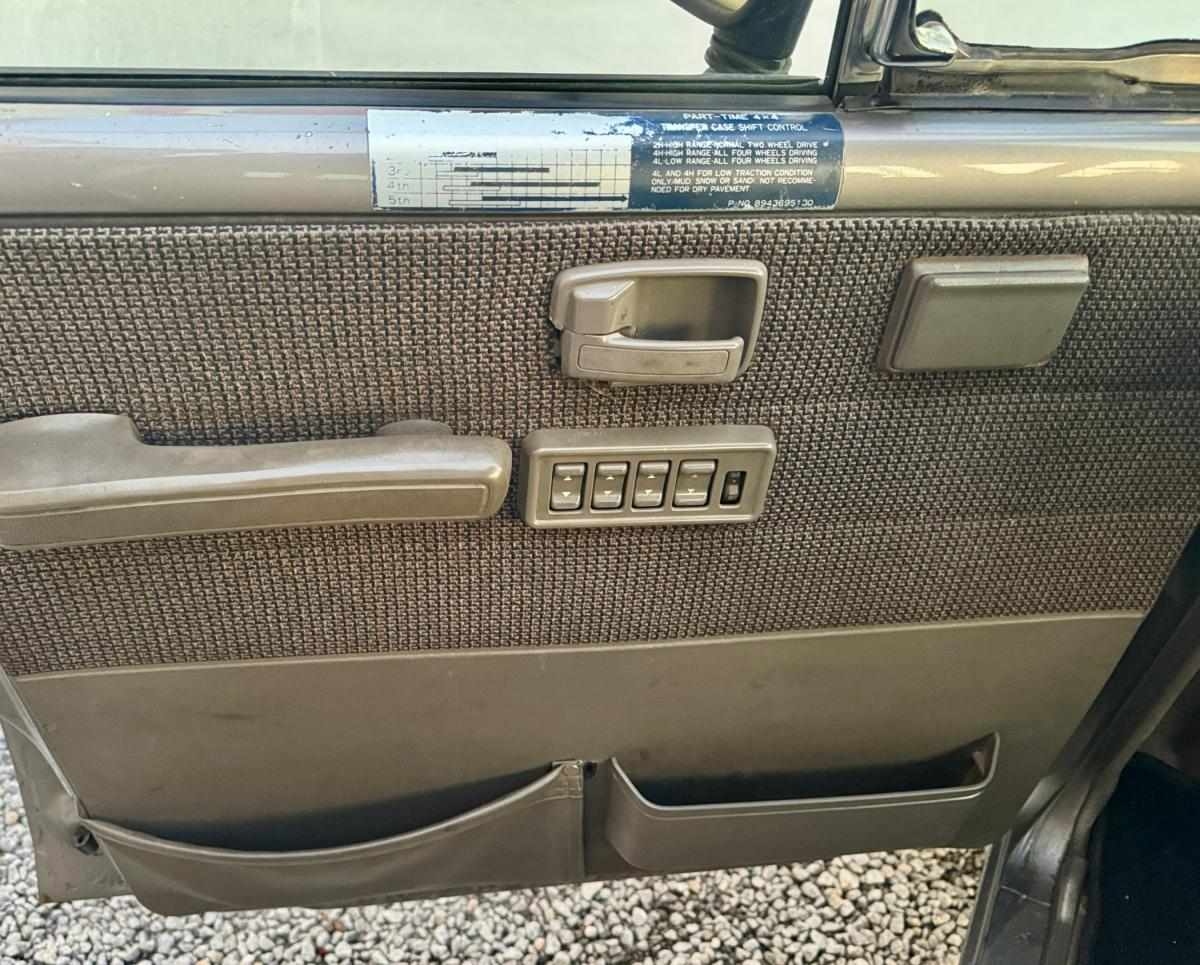 isuzu-trooper-1999-diesel-2771cc