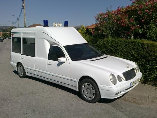 mercedes-benz-classe-e-2001-diesel-2200cc