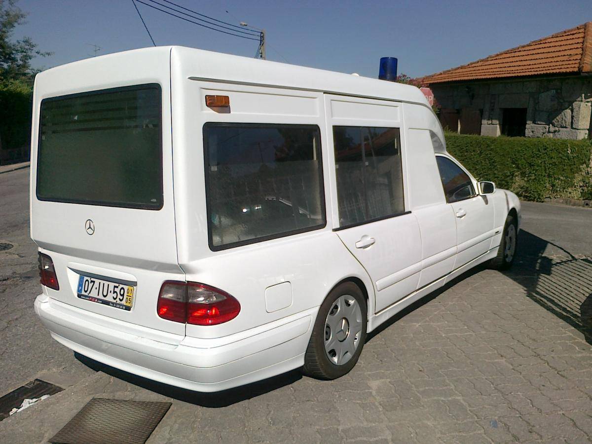 mercedes-benz-classe-e-2001-diesel-2200cc