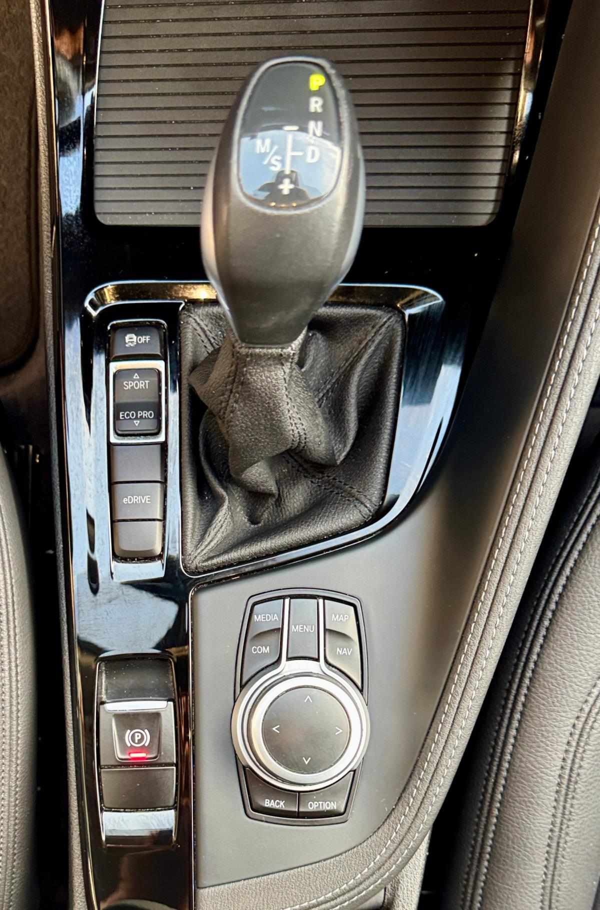 bmw-x1-2021-hibrido-a-gasolina-1499cc