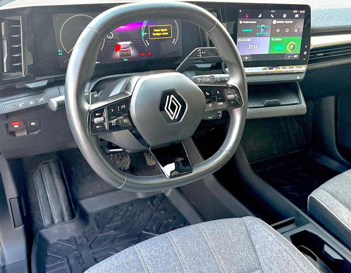 renault-megane-e-tech-2023-eletrico-0cc