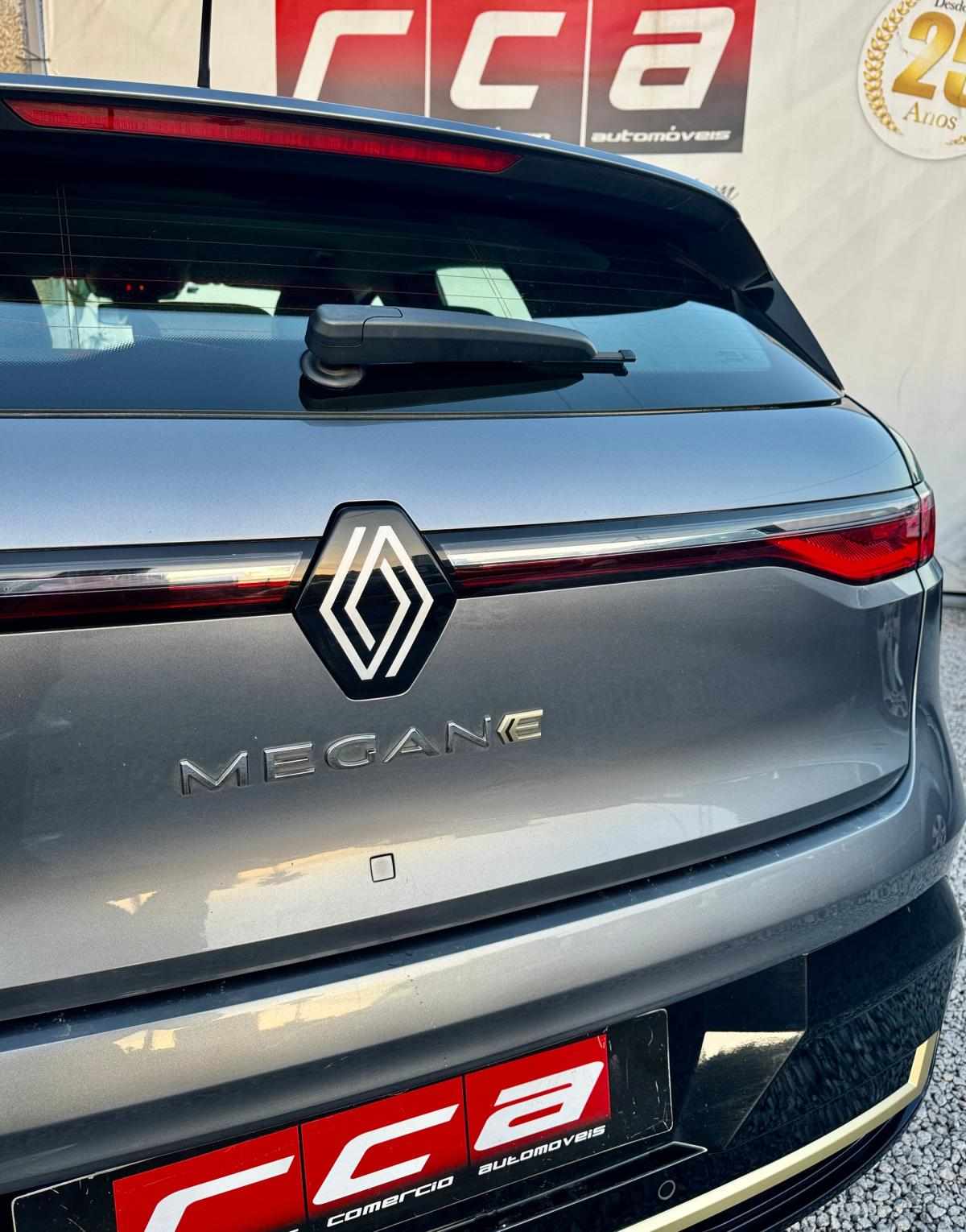 renault-megane-e-tech-2023-eletrico-0cc