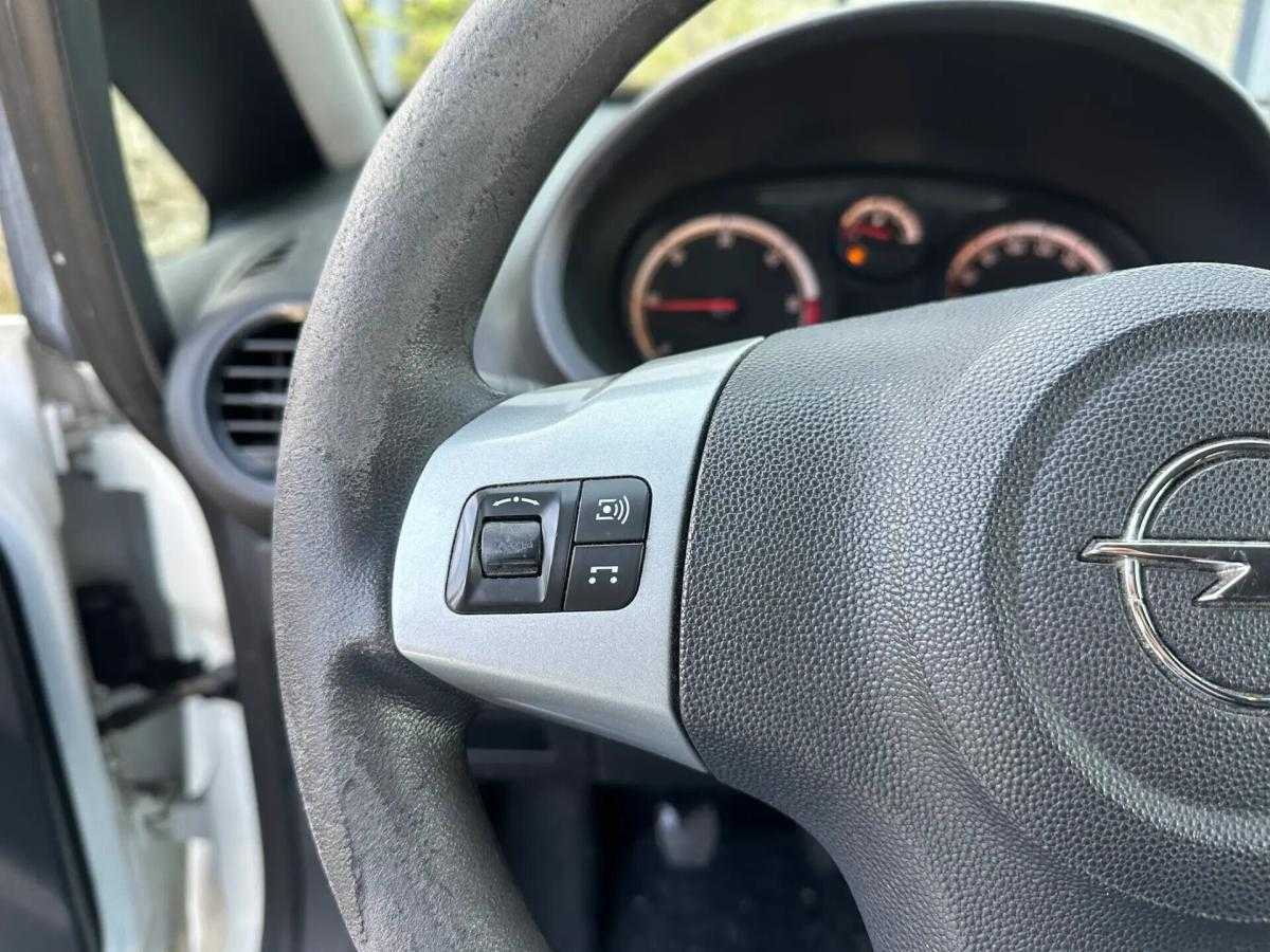 opel-corsa-2013-diesel-1248cc