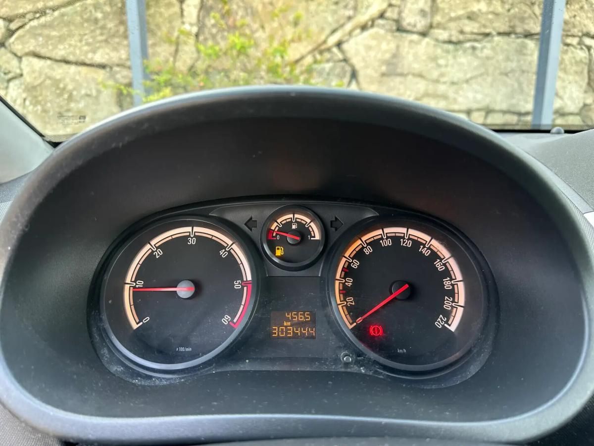 opel-corsa-2013-diesel-1248cc