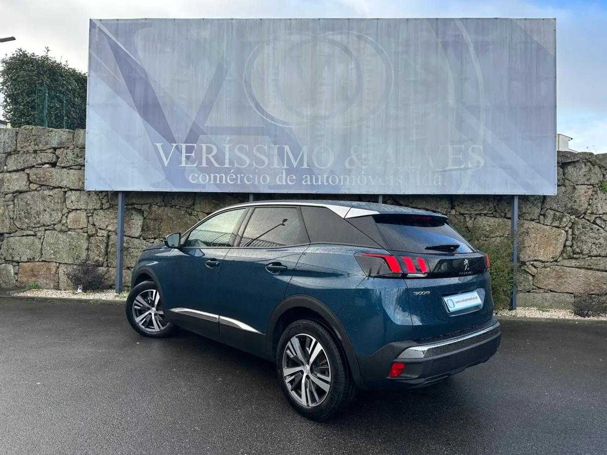 peugeot-3008-2023-diesel-1499cc