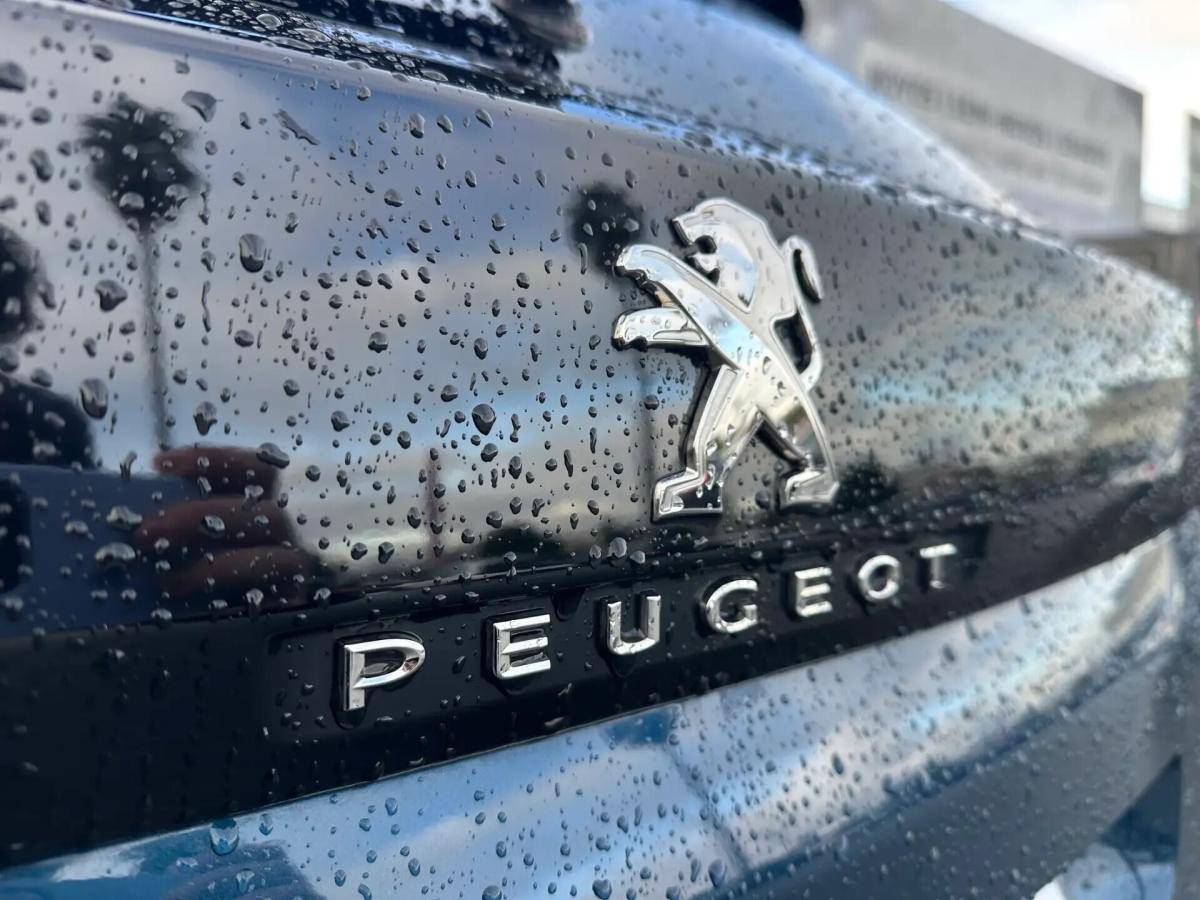 peugeot-3008-2023-diesel-1499cc