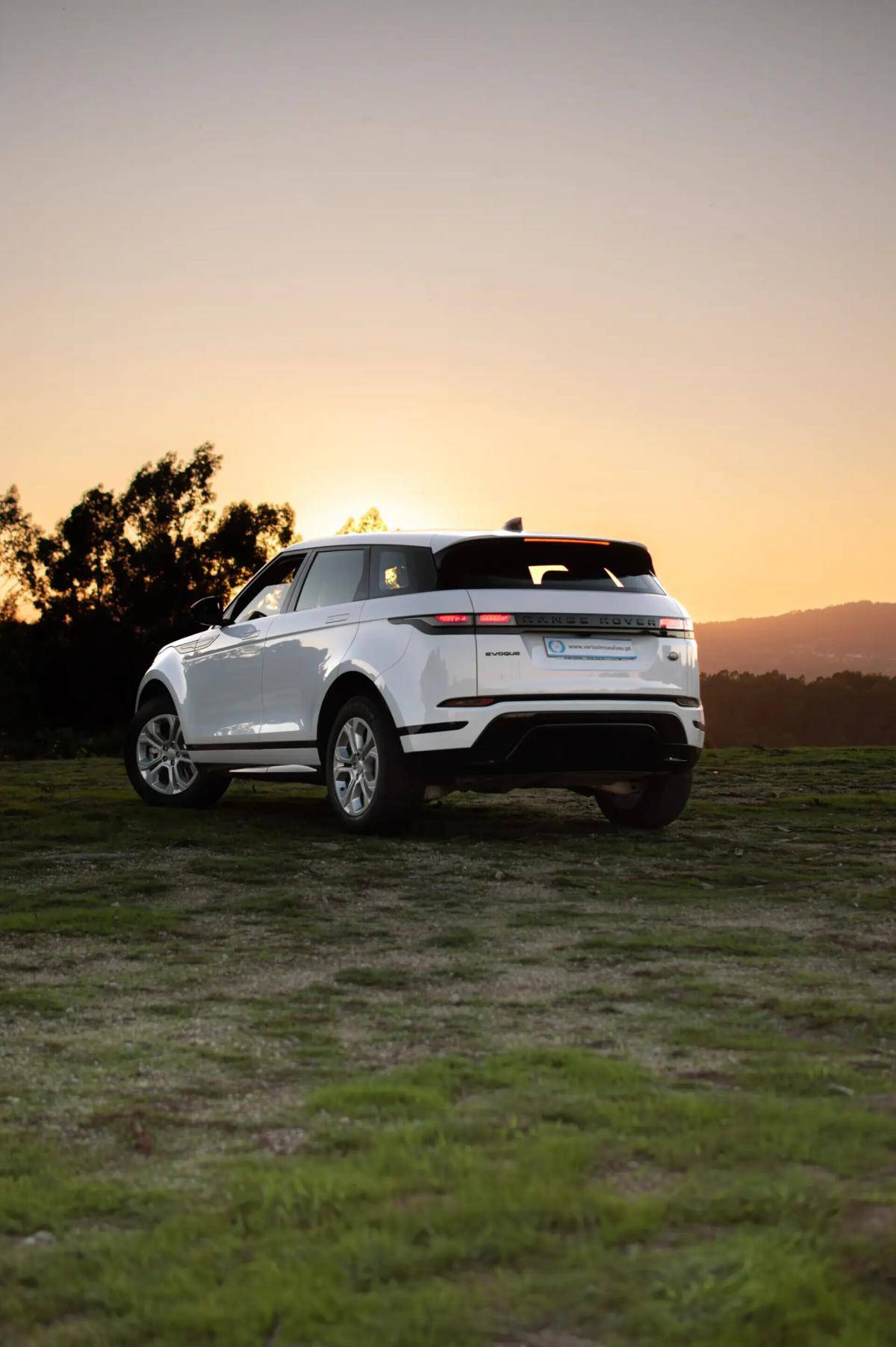 land-rover-range-rover-evoque-2019-diesel-1999cc