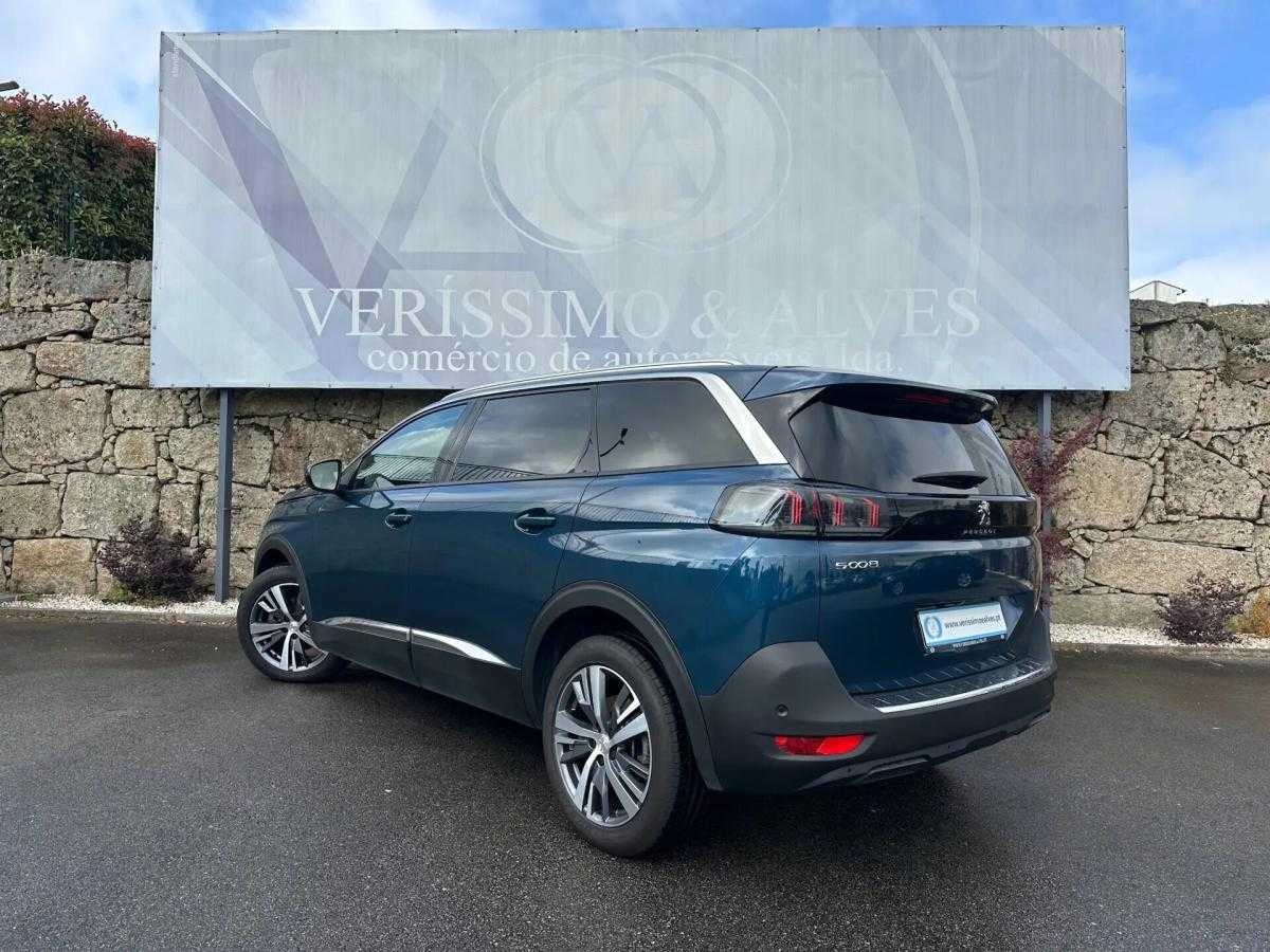 peugeot-5008-2020-diesel-1499cc