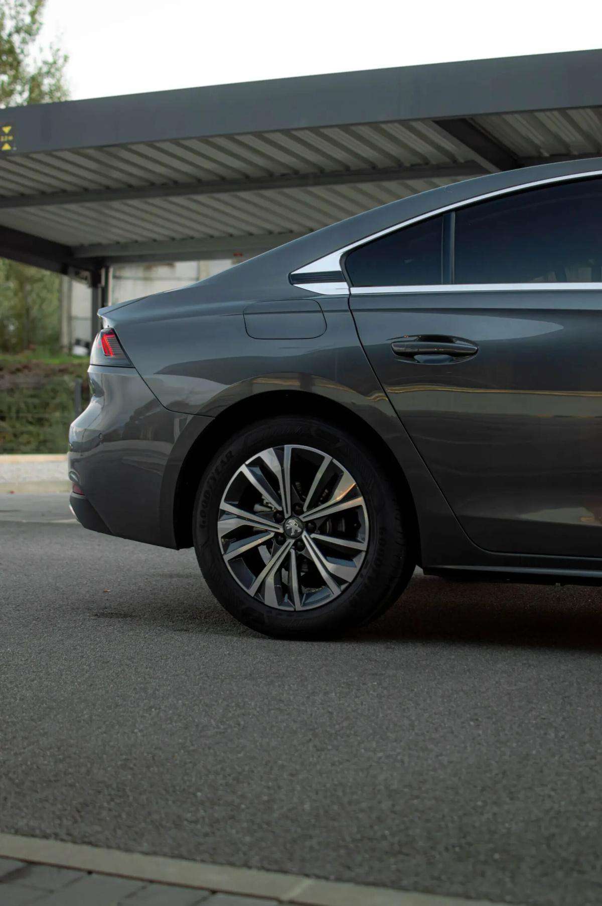 peugeot-508-2019-diesel-1499cc