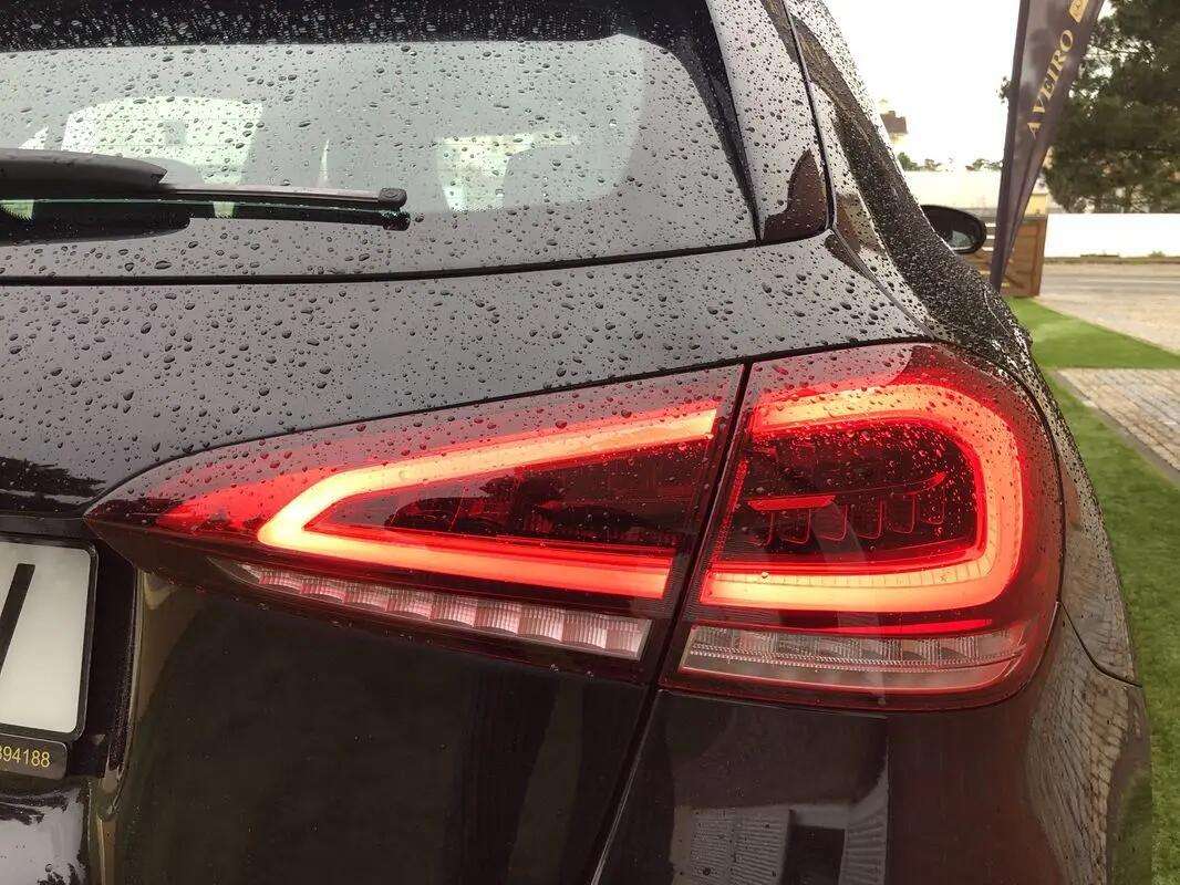 mercedes-benz-classe-a-2021-hibrido-a-gasolina-1332cc