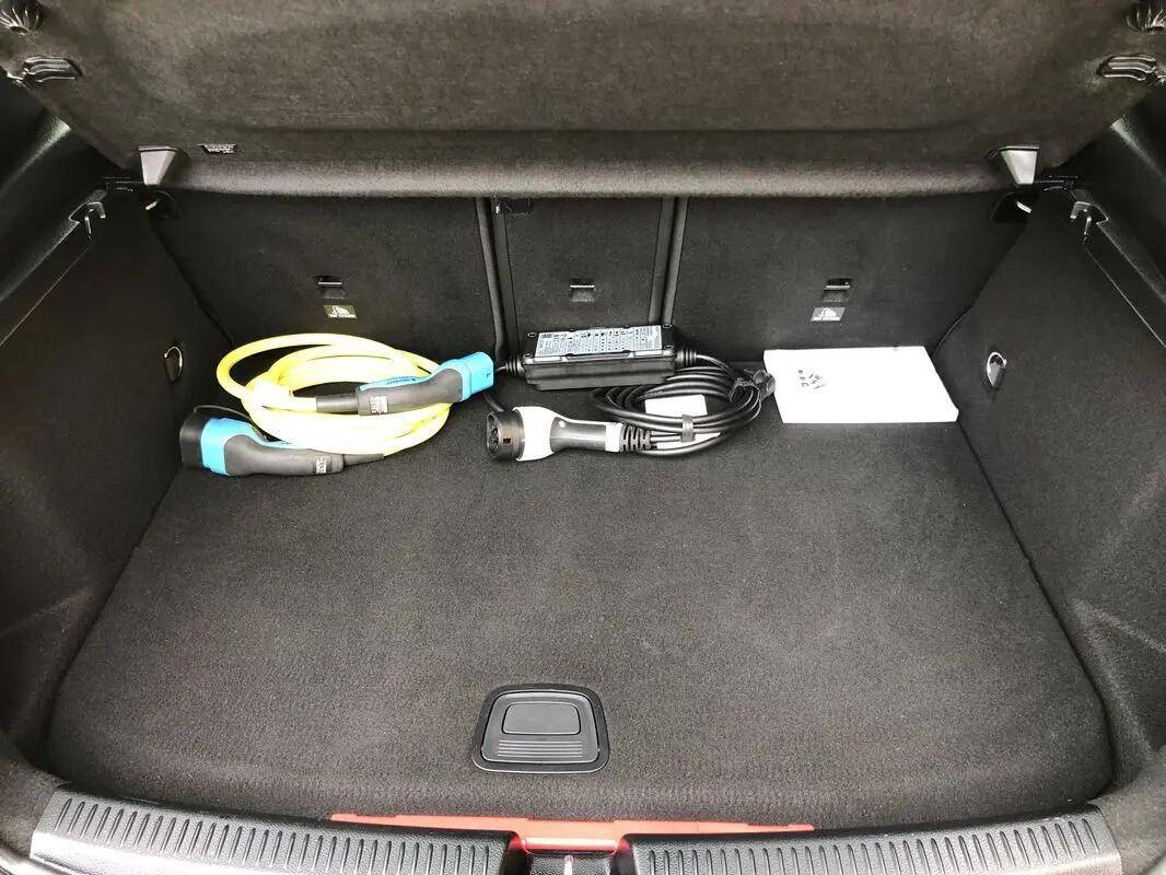 mercedes-benz-classe-a-2021-hibrido-a-gasolina-1332cc