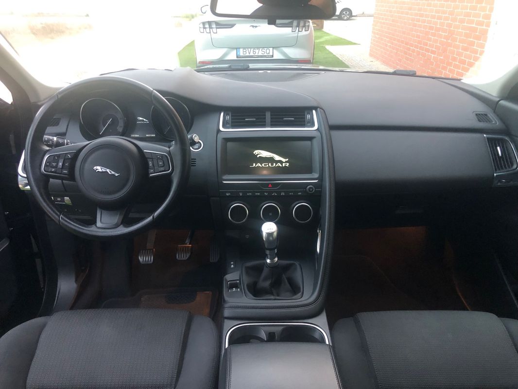 jaguar-e-pace-2018-diesel-1999cc