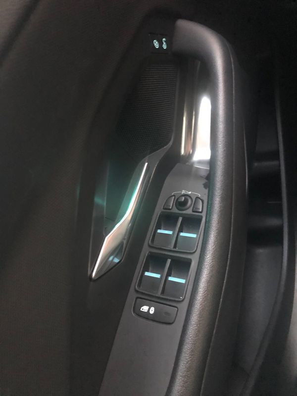 jaguar-e-pace-2018-diesel-1999cc